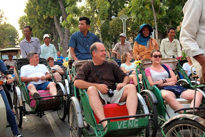 2 Days Phnom Penh Cyclo and Cycling Tour - Photo 1 of 22
