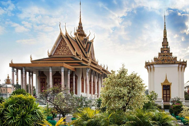 [3D2N Private] Phnom Penh City Tour (Guide + Transport) - Photo 1 of 5