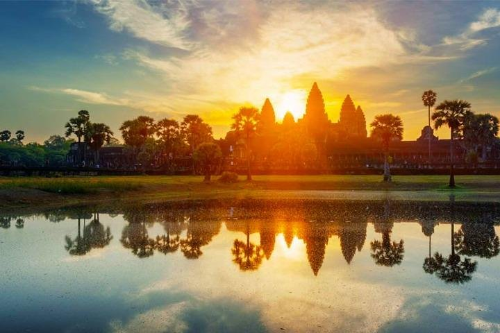 Angkor Wat Sunrise Private Tour