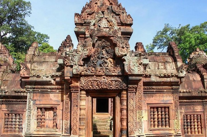 Banteay Srei Temple