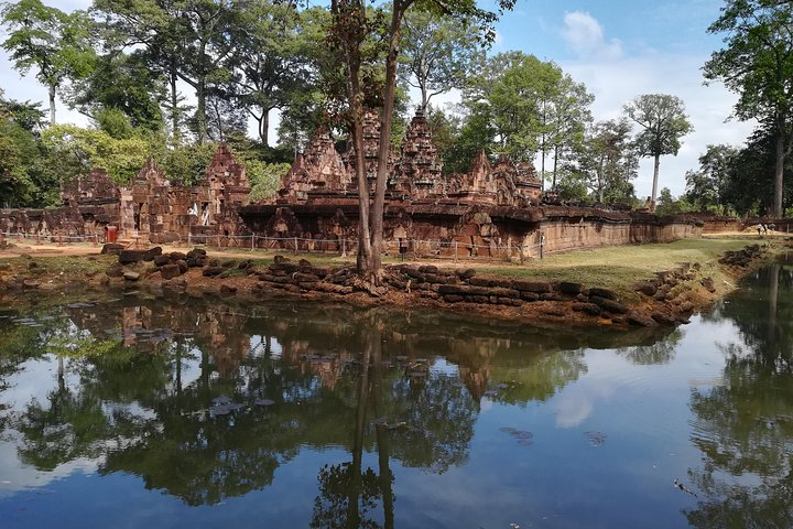 Banteay Srey Temple
