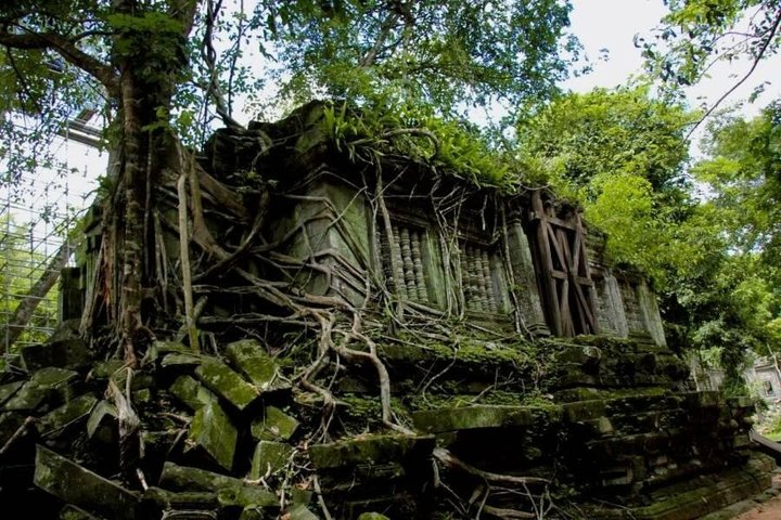 Beng Mealea Temple Adventure & Kompong Kleang Sunset Serenity - Photo 1 of 16