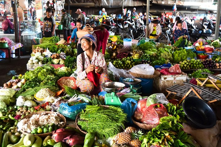Visit the local market in Cambodia
