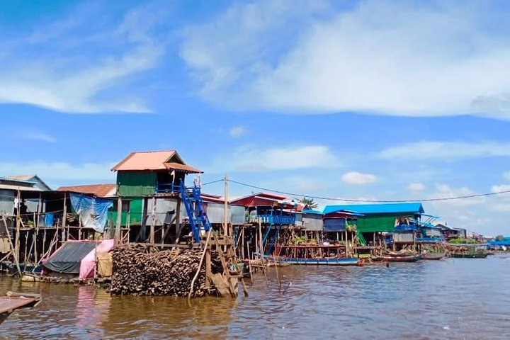 Kampong Pluk Floating Village Tour - Photo 1 of 8