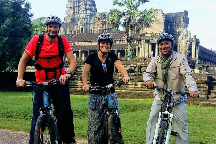 Angkor Wat Cycling