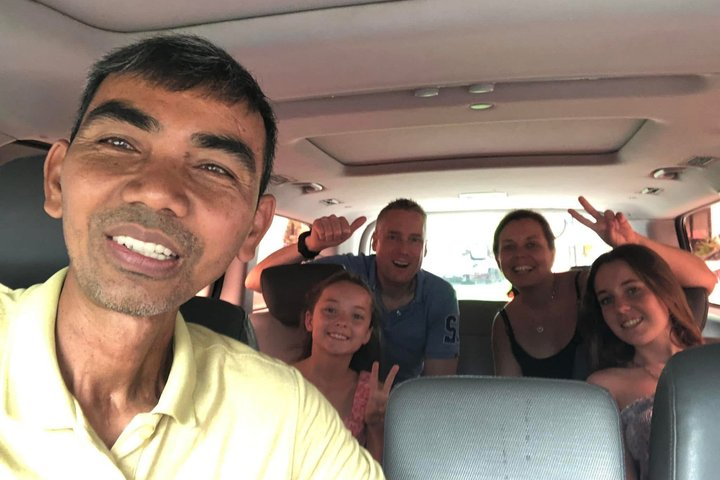 Phnom Penh To Siem Reap Private Transfer Mini-Van-Car - Photo 1 of 12