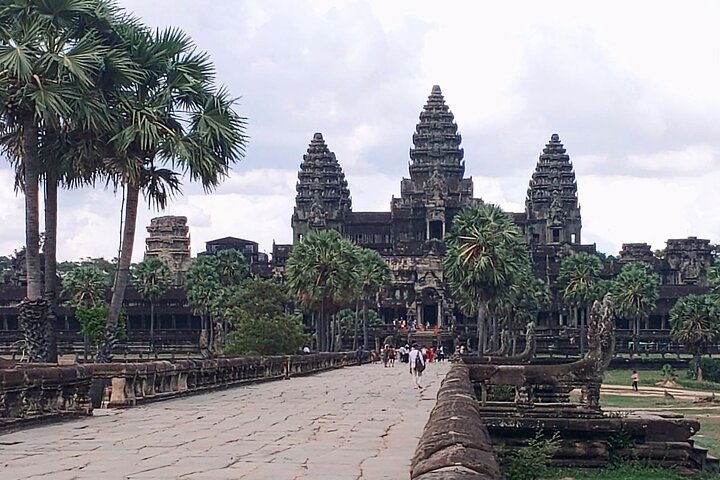 Private Half Day to Vishnu Temple-Angkor Wat - Photo 1 of 22