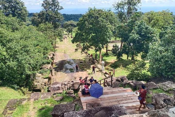 Private Day Tour to UNESCO Preah Vihear Mountain Temple - Photo 1 of 18