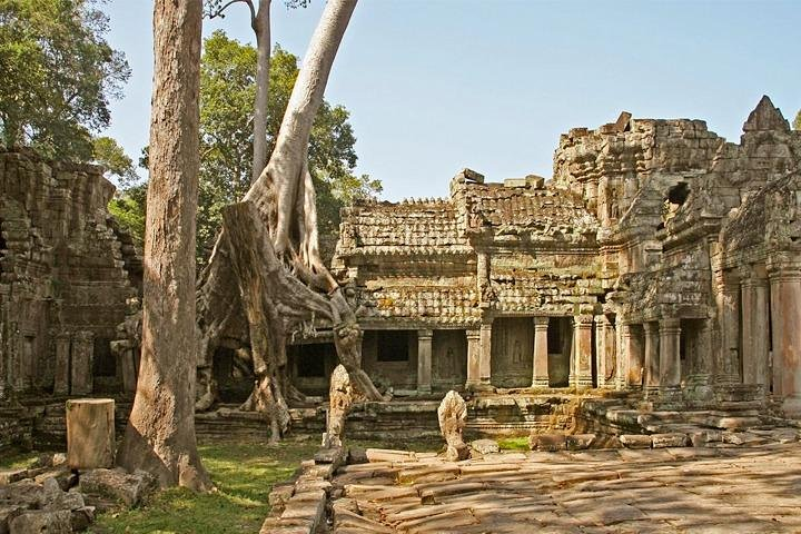 Private Rolous Group and Preah Khan Tour