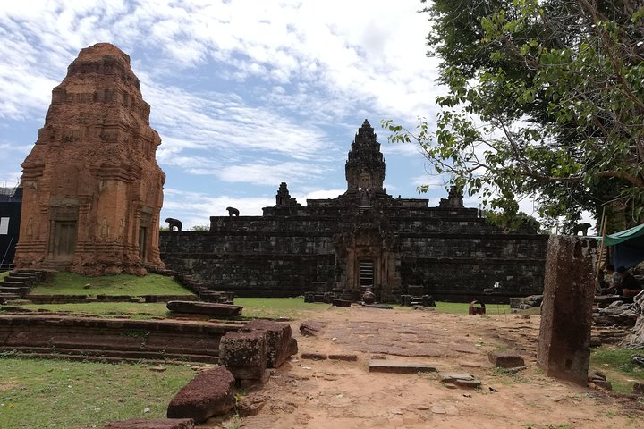 Bakong Temple