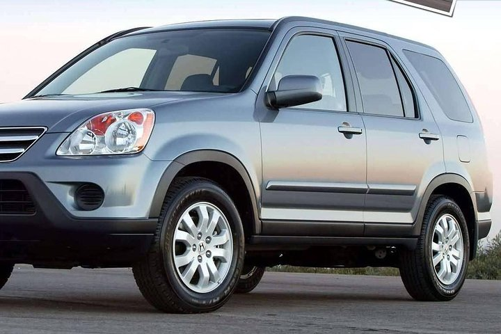 Travel through stunning countryside and charming towns in a comfortable and reliable vehicle making your journey from Siem Reap to Sihanoukville a memorable adventure. Enjoy refreshing stops along the way.