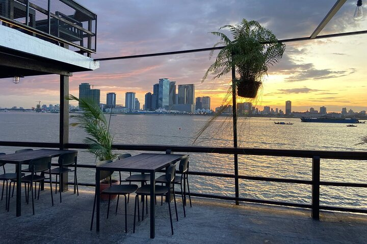 Sunset Cruise with free flow beer, soft drinks & fruit platter - Photo 1 of 19