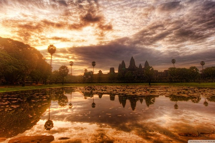 Angkor wat sunrise