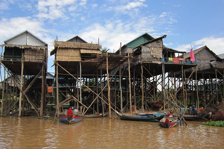 Explore the unique stilted homes of Tonle Sap Lake where life thrives above water revealing a fascinating blend of culture and nature in this remarkable floating village setting.