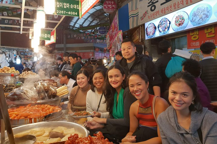 Drinking and Eating through the Alleys of Seoul in South Korea | Pelago