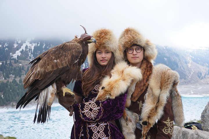 Private Suv Taxi 4x4 for 1 day Almaty region 5 seats - Photo 1 of 6