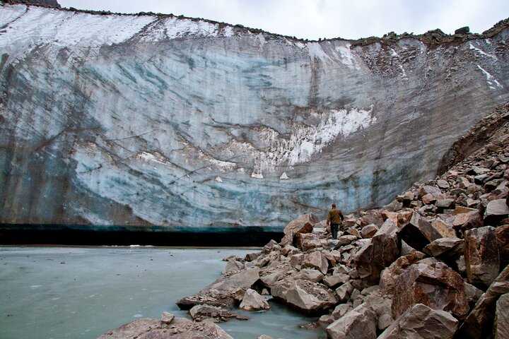 A private Shymbulak-Medeu on a cable car - Photo 1 of 10