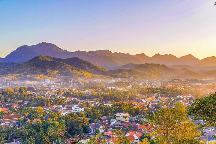 6-Day Best Laos Private Tour with 4-star Hotels, Fully Guided - Photo 1 of 25