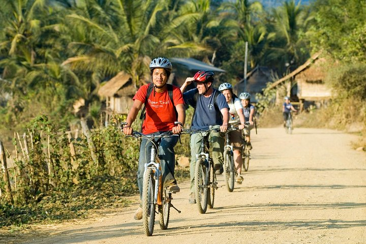 Biking & kayaking Luang Prabang
