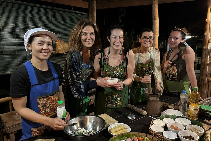 Evening Bamboo weaving & Cooking classes join-in - Photo 1 of 5