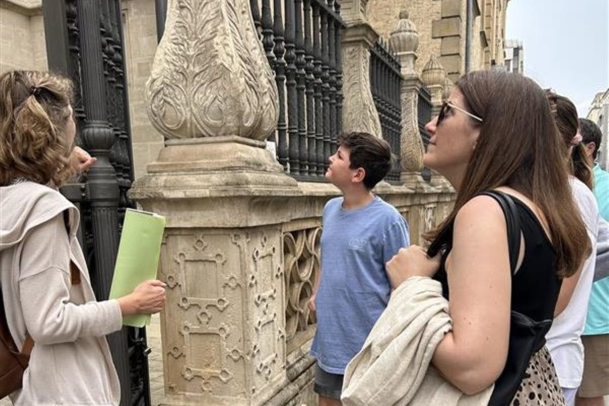 Luxembourg: Cultural Guided Walking Tour - Photo 1 of 6