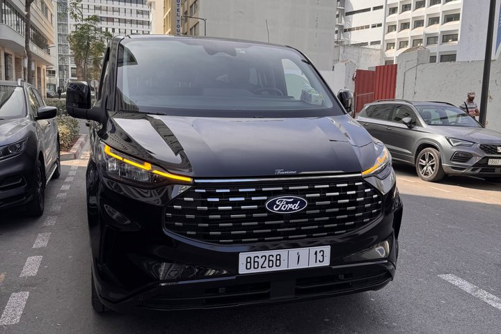 Airport transfers - Photo 1 of 10