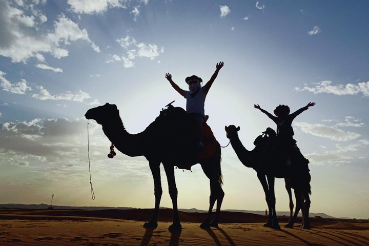 Overnight camel trekking merzouga