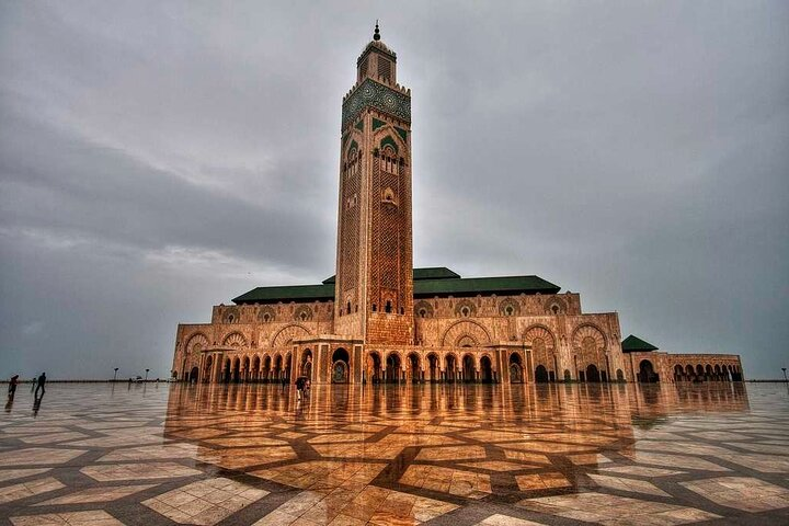 A true symbol of Casablanca, the "Hassan II Mosque" is one of the largest mosques in the world. This architectural masterpiece was built partly over water and has a tall minaret.