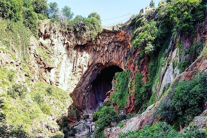 Emin Evry's Cave and Ouzoud waterfalls - Photo 1 of 14