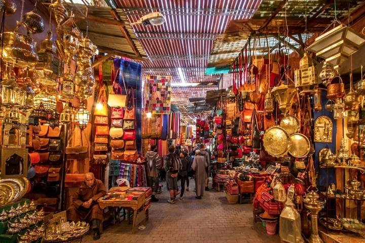 Discover the prestigious Majorelle Garden and visit the hidden stalls in Marrakech Old City with a local certified guide on a shopping adventure!
