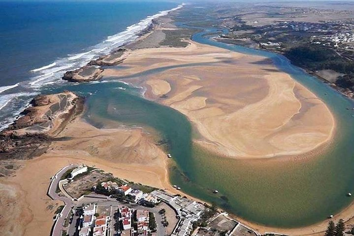 Moroccan Coastal Journeys: Marrakech to El Oualidia VIP Transfers - Photo 1 of 9