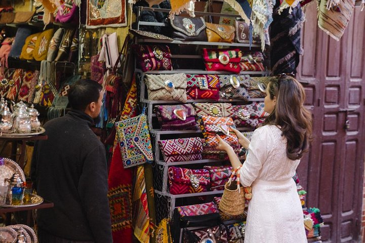 Embroidery Techniques to personalize your Moroccan Basket or Hat - Photo 1 of 6