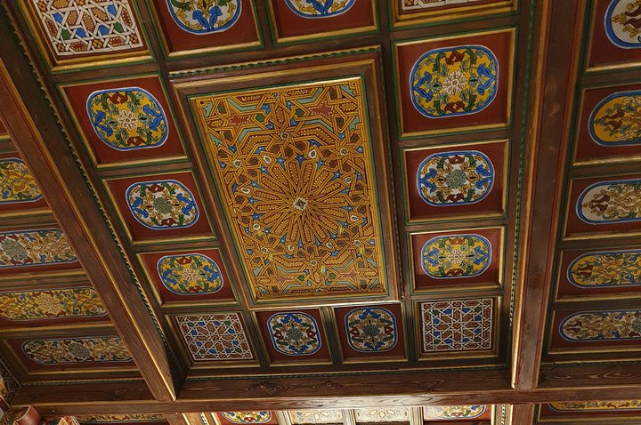 Wood painted ceiling 1