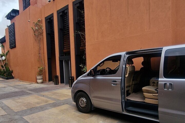 Private Round-Trip Night Transfer in Marrakech - Photo 1 of 10