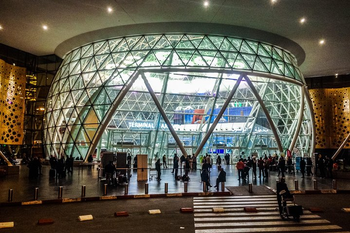 Private transfer from marrakech airport to your adresse in marrakech city  - Photo 1 of 4