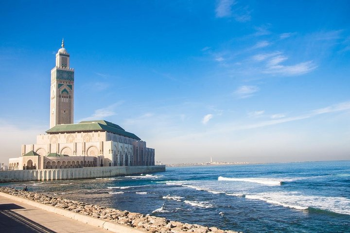 transfer from casablanca airport to casablanca city & hotels - Photo 1 of 7
