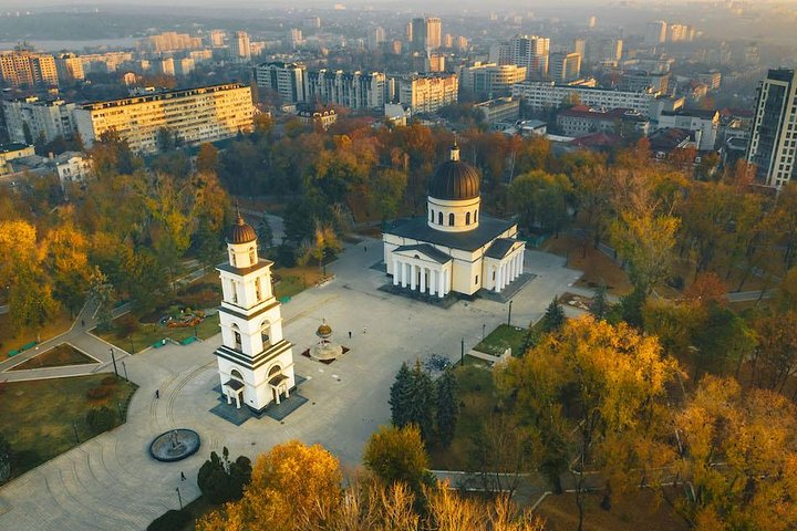Chisinau Car City Tour - Photo 1 of 11