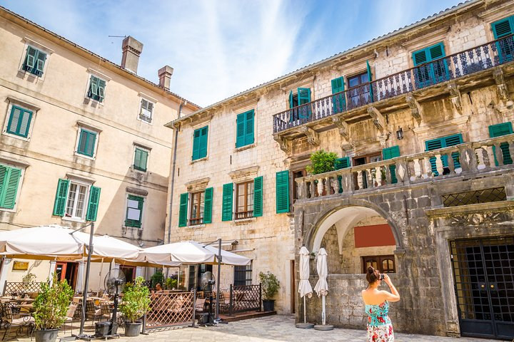 Pima Palace Kotor Old Town