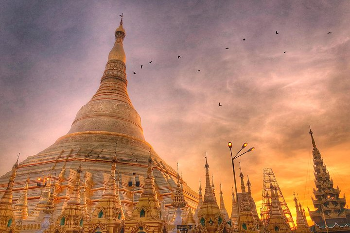 Shwedagon Pagoda, Yangon