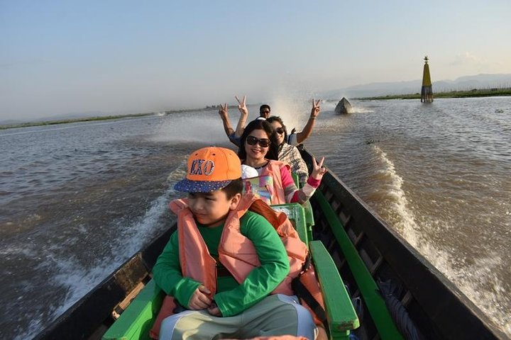 Boat Trip on Inle Lake