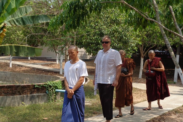Meditation Tour, Yangon
