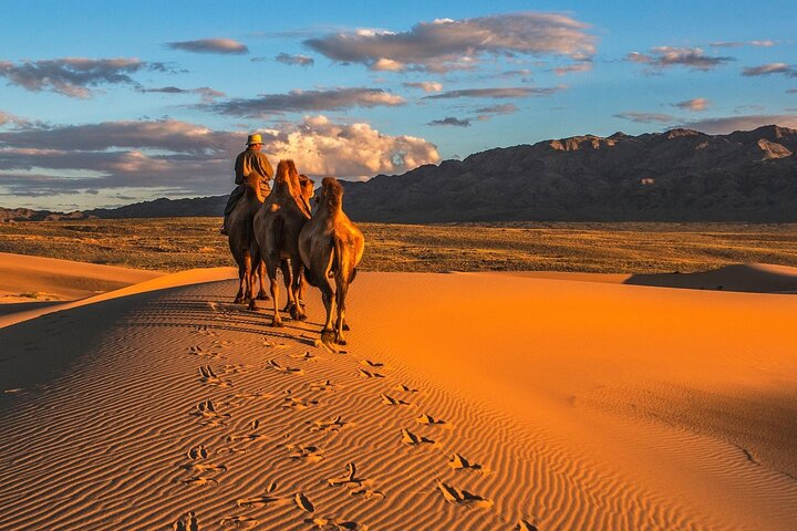 Semi-Gobi and Kharkhorum overnight private trip - Photo 1 of 25