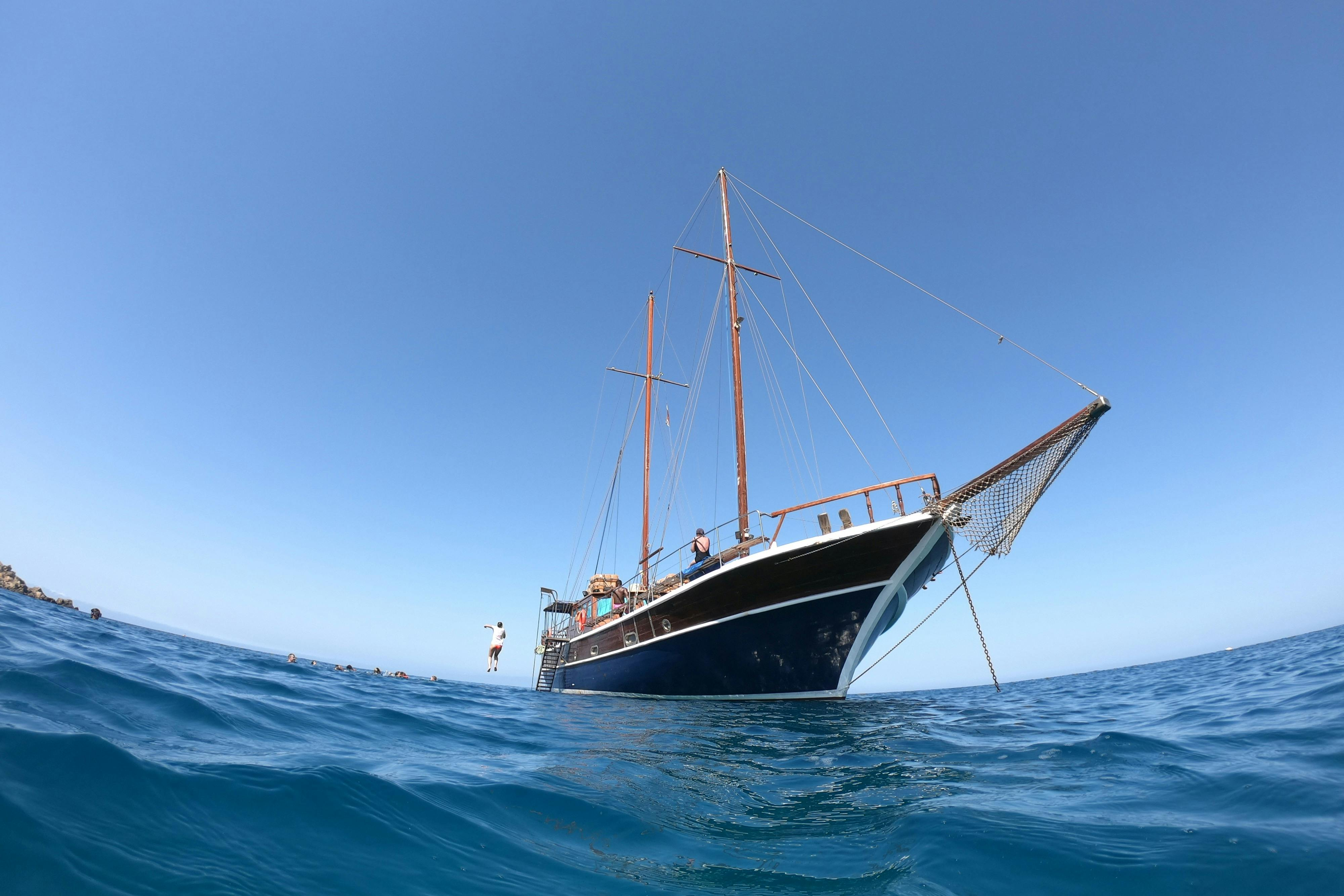 Gozo & Comino: Cruise + Lunch + Transfer + Open Bar - Photo 1 of 3