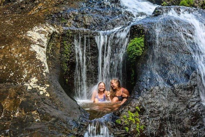 Hiking Trip Full-Day: The Magnificent 7 Waterfalls Sept Cascades