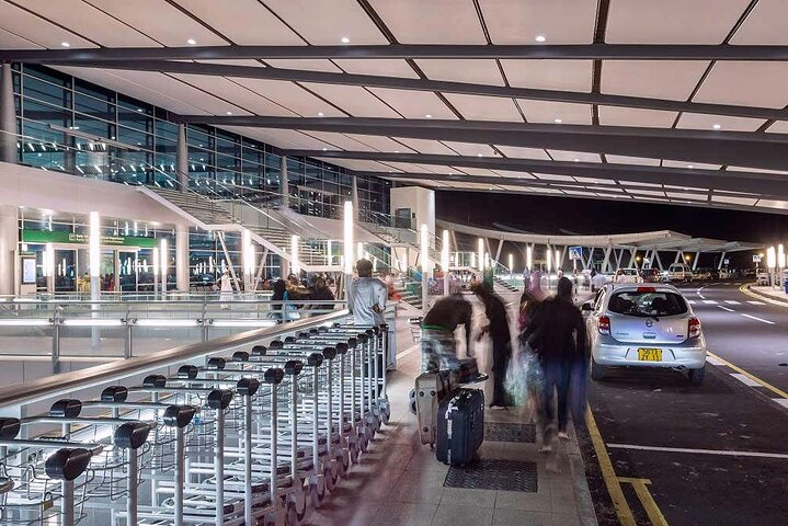 Private Airport/hotel Transfers - Photo 1 of 13