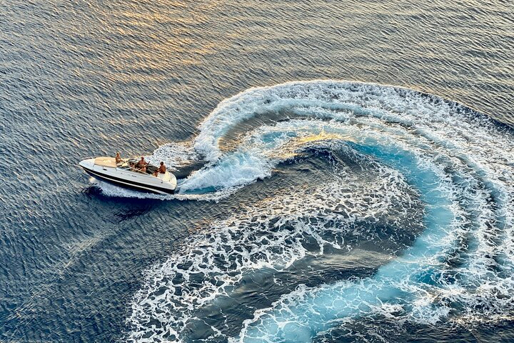 Private speed boat to Ile aux Cerfs full-day Incl: Lunch & Transfer - Photo 1 of 25