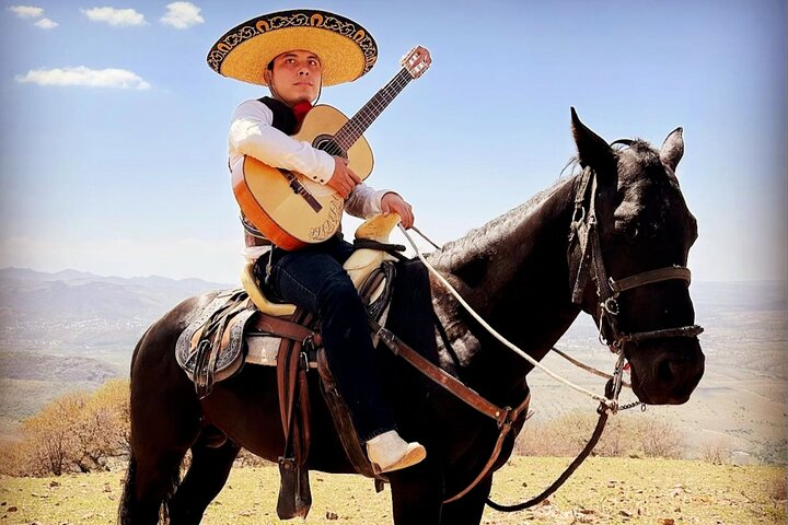 1 Hour Horseback Ride in Guanajuato - Photo 1 of 4