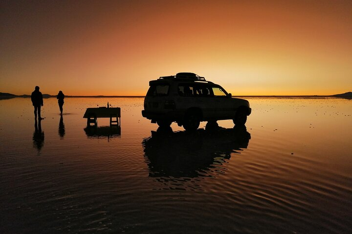 5 Days Private Tour to Uyuni Salts Flats by Bus from La Paz - Photo 1 of 2