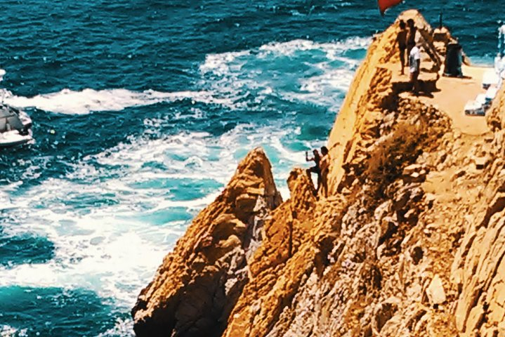 Acapulco Deluxe By Night - Photo 1 of 2