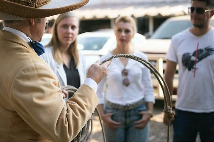 Adventure tour Between Charros, Mariachi and Parián de Tlaquepaque - Photo 1 of 12